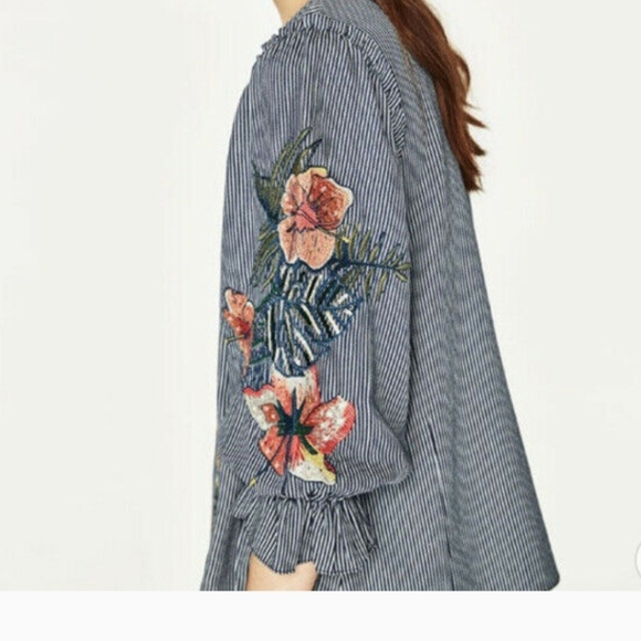Zara striped balloon sleeve top with embroidery details - Picture 3 of 8